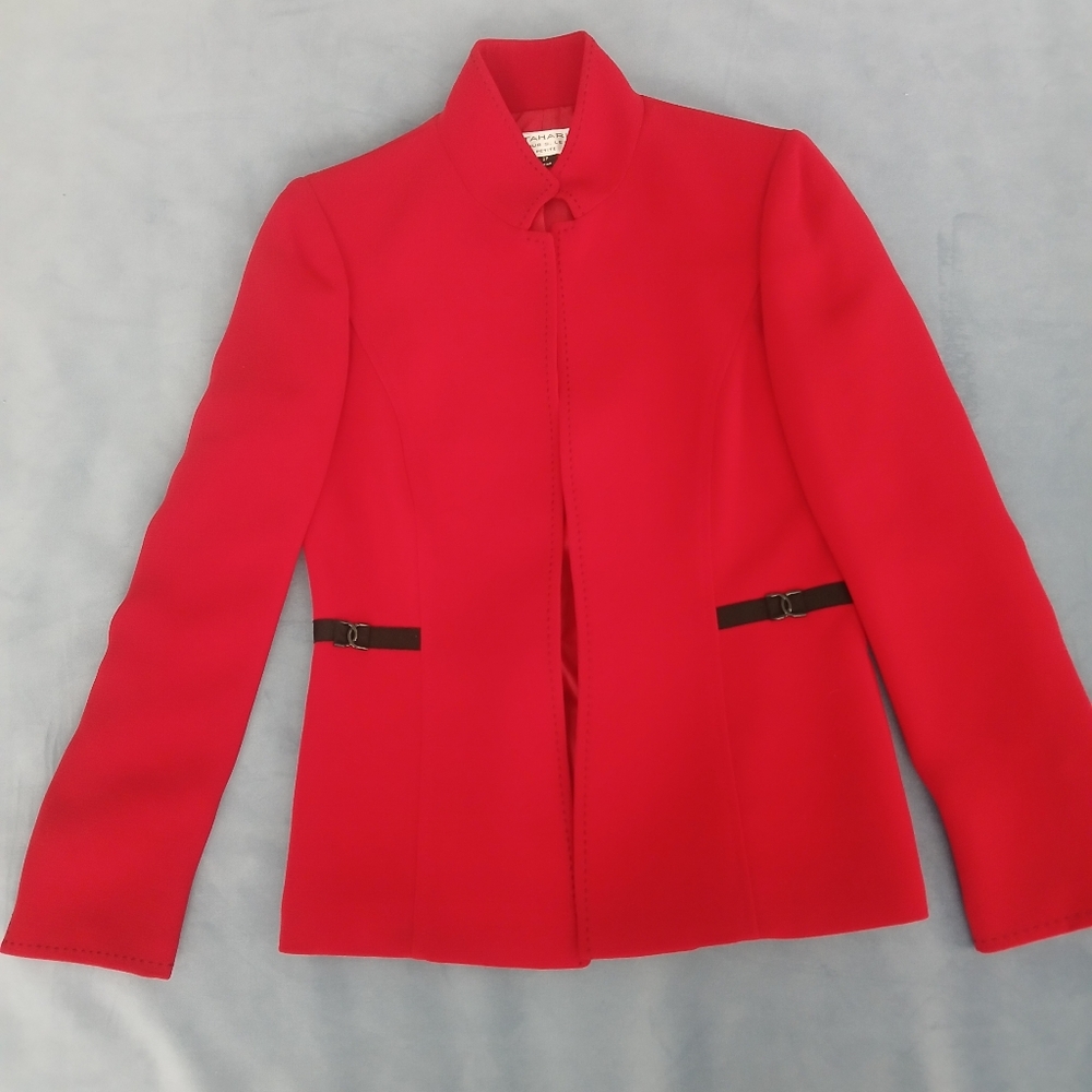 Elegant Red Women's Blazer
